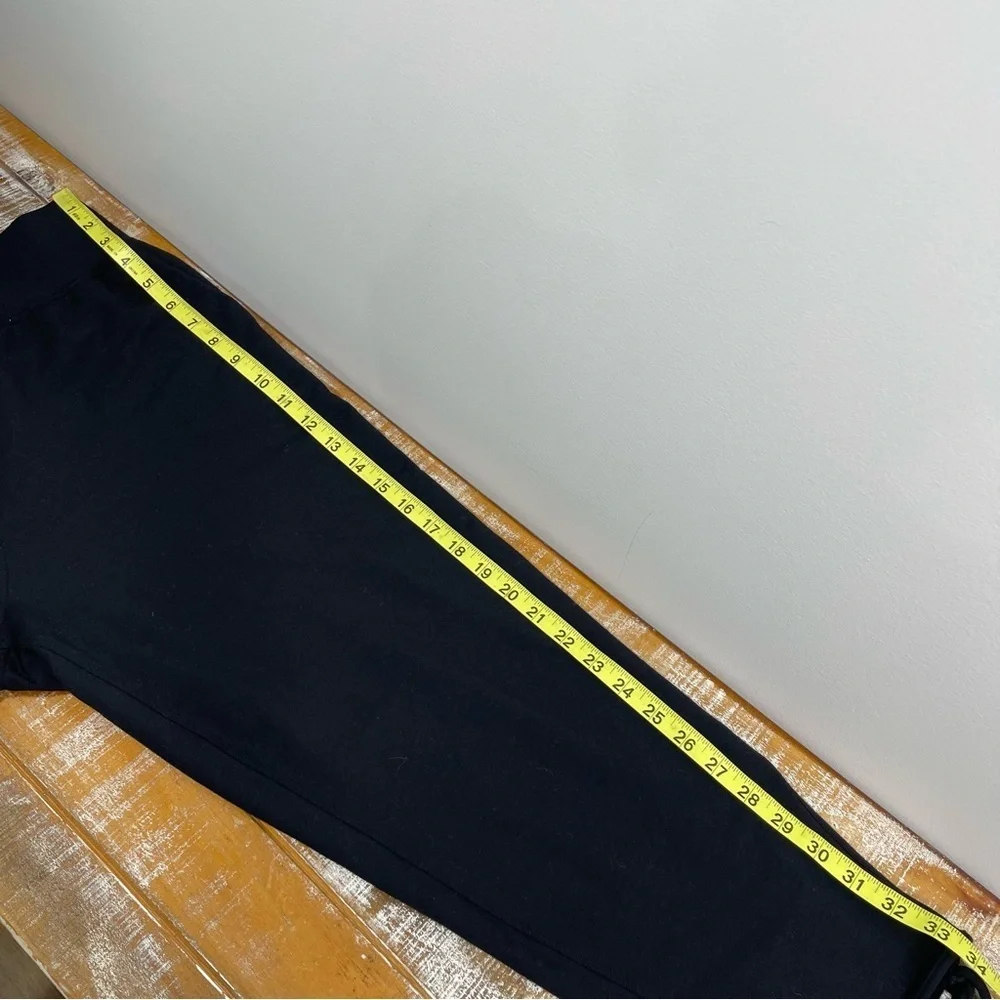 Lululemon cute bow tie joggers Size 10 Color Black
